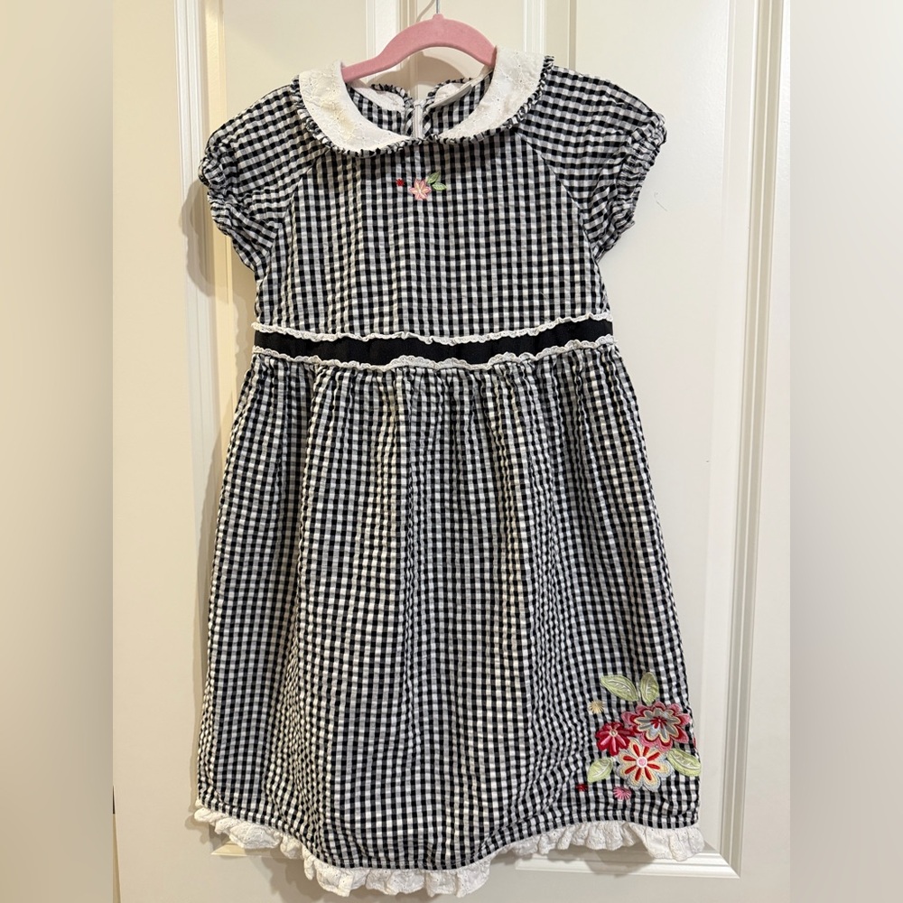 Hanna Andersson black and white gingham printed collared dress.